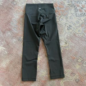 Lululemon Wunder Under Crop 21”